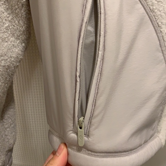 Lululemon Go Cozy Wool Jacket - Picture 5 of 10